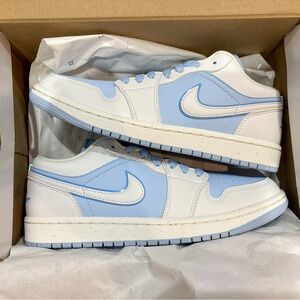 Women’s Nike Jordan 1 Low SE- Powder Blue-I’ve